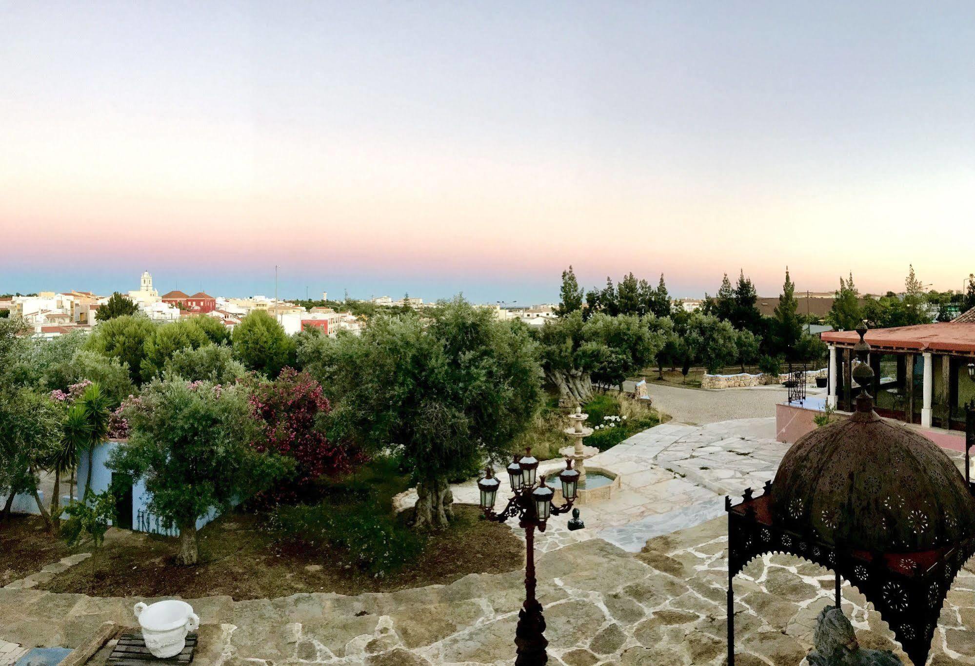 Hotel De Charme Capela Das Artes Armação de Pêra Екстериор снимка
